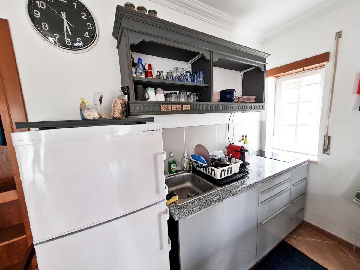 Cloud To Chill Surfhouse Baleal Hostel Ferrel  Bagian luar foto