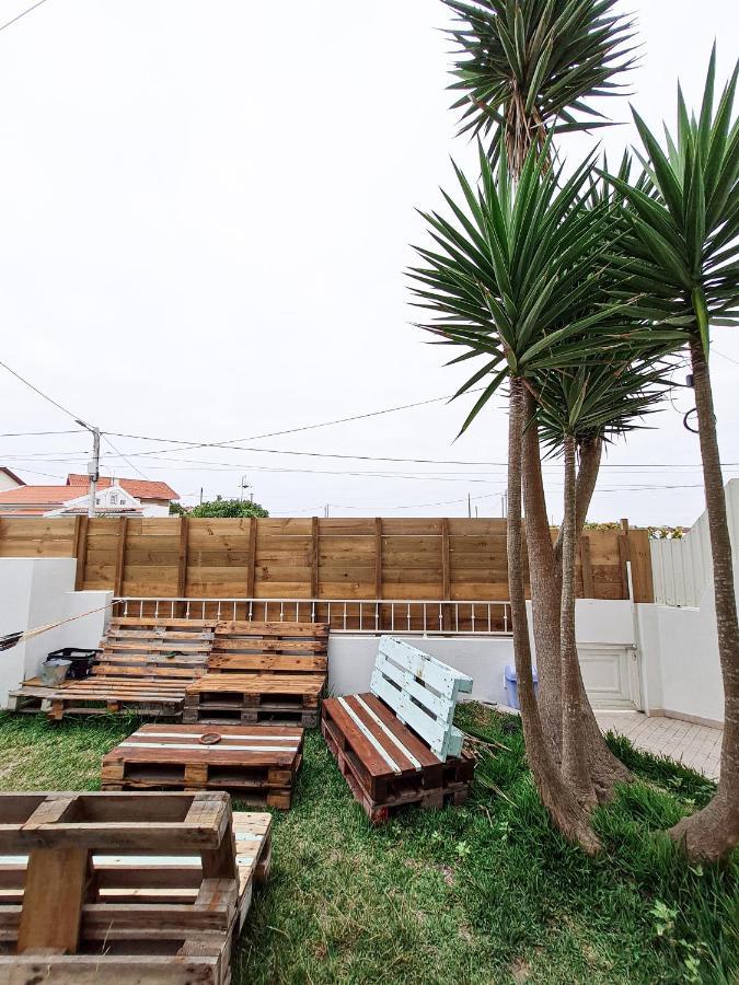 Cloud To Chill Surfhouse Baleal Hostel Ferrel  Bagian luar foto