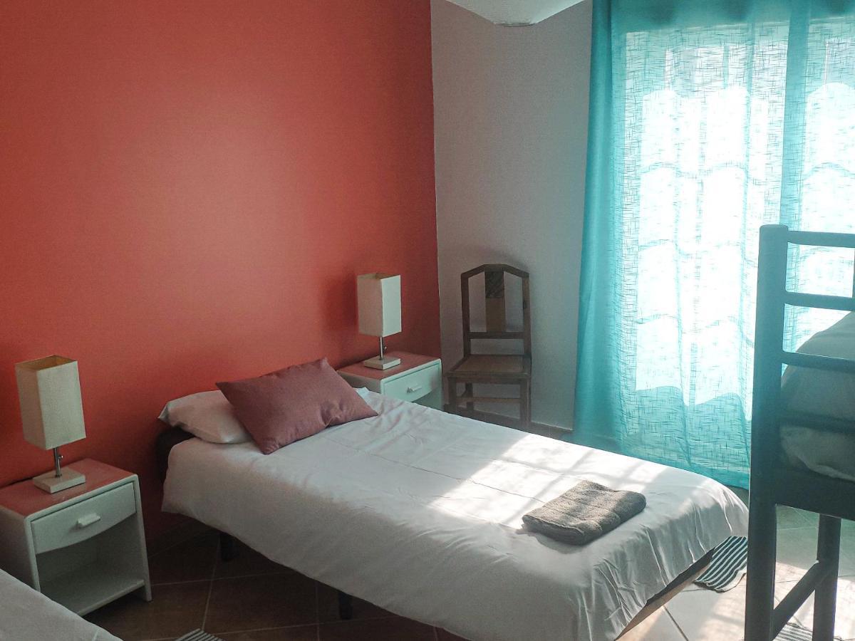 Cloud To Chill Surfhouse Baleal Hostel Ferrel  Bagian luar foto